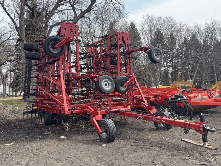 2018-case-ih-255-image-3