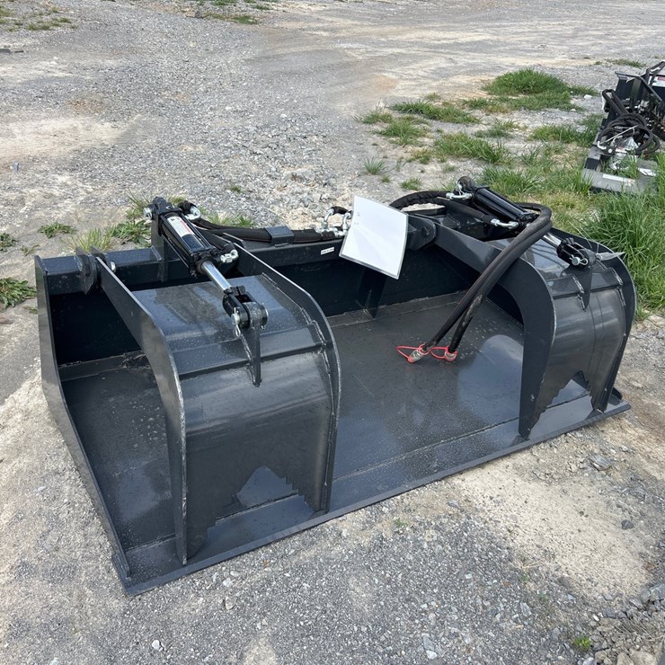 #46 • 72” SKID STEER GRAPPLE BUCKET