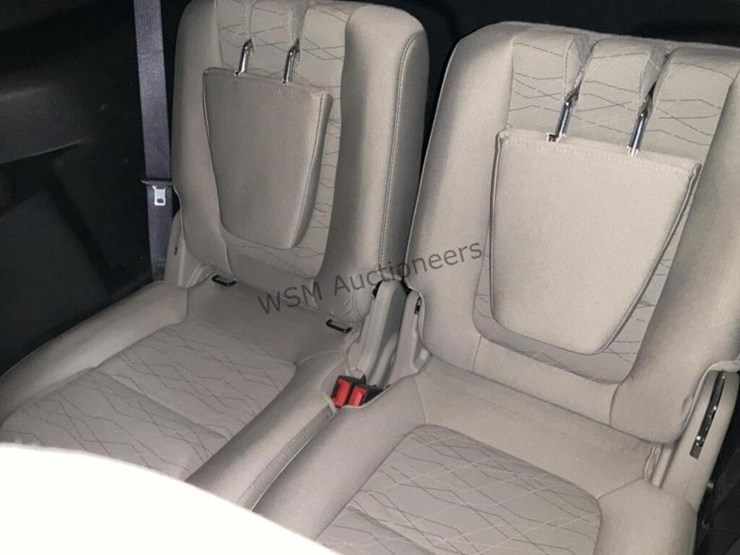 2013-ford-explorer-image-24