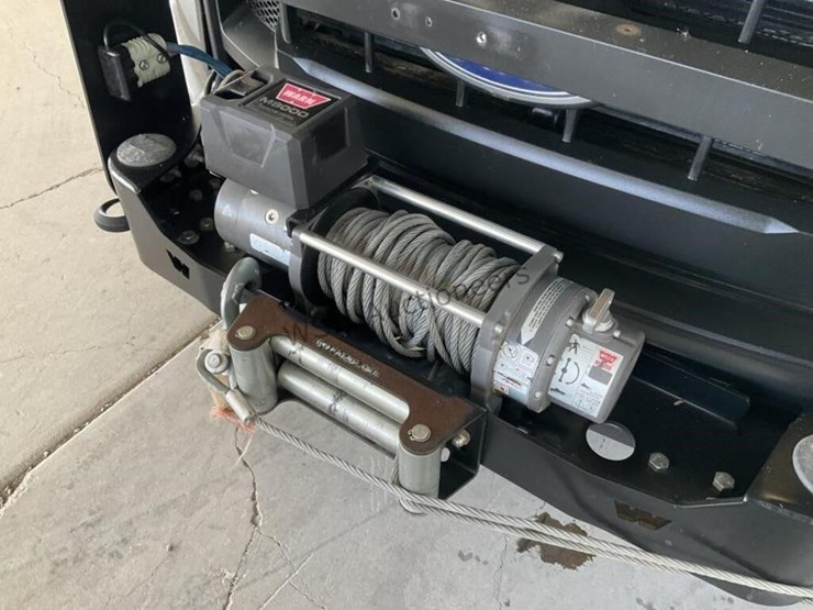 2017-ford-f150-image-10