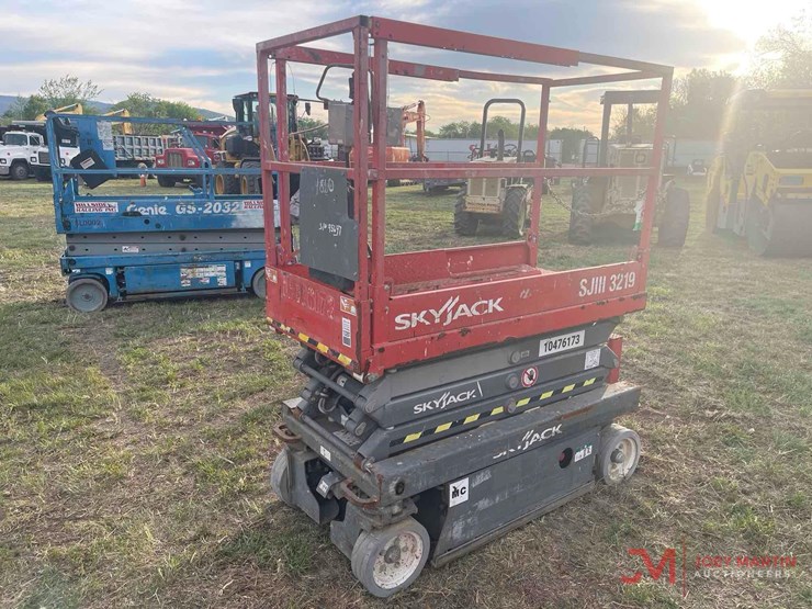 2016-skyjack-sjiii3219-image-5