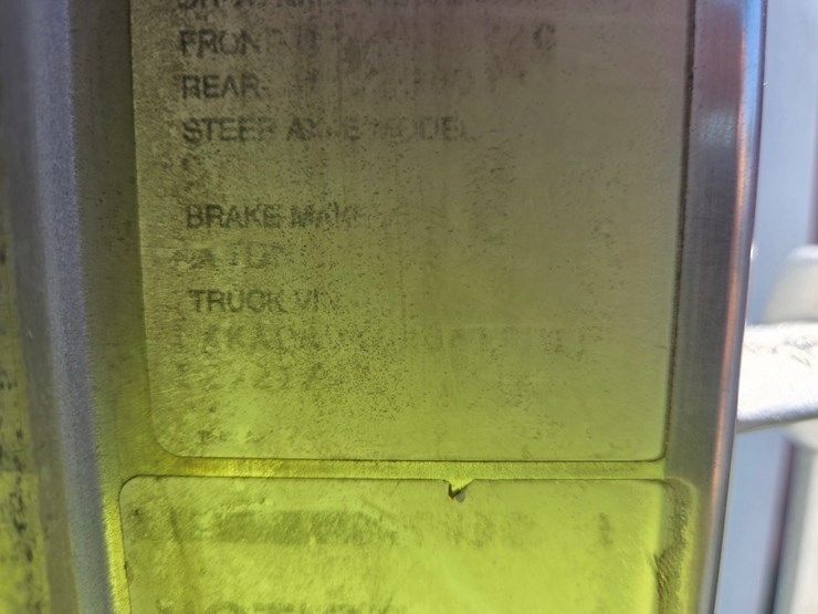 1994-massey-ferguson-8-image-88