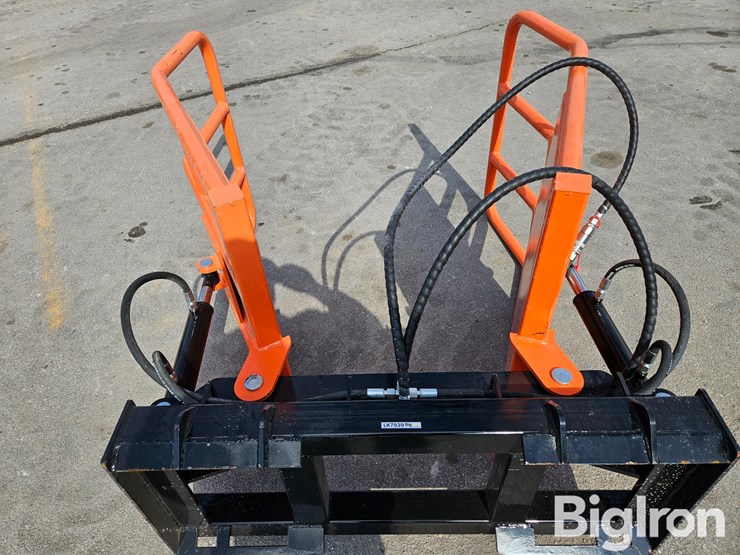 2025-massey-ferguson-730-image-14