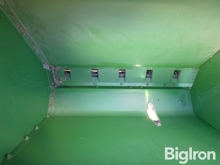 john-deere-8200-image-19