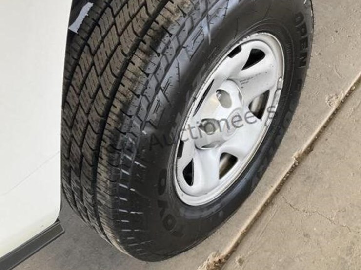 2018-toyota-tacoma-image-8