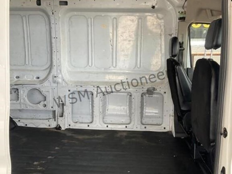 2020-ford-transit-image-10