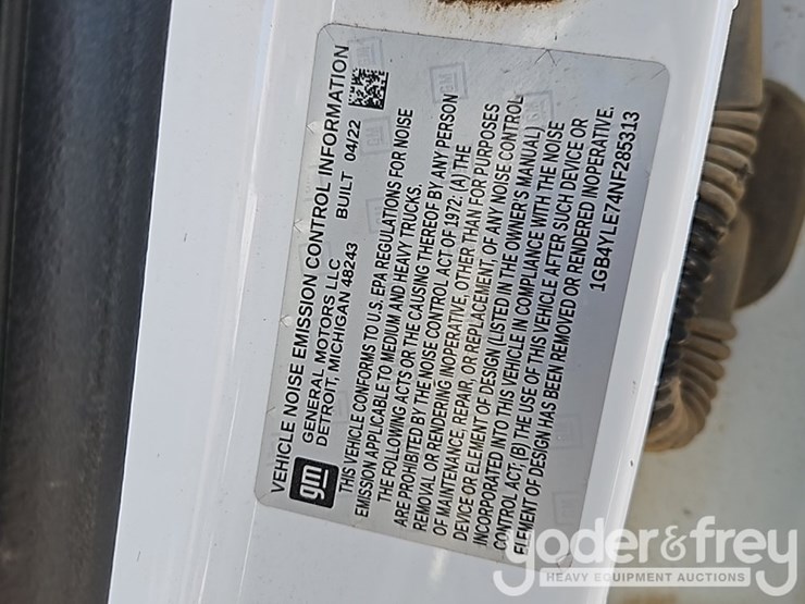 2022-chevrolet-2500hd-image-35