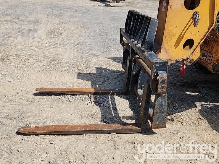 2016-jcb-510-56-image-24
