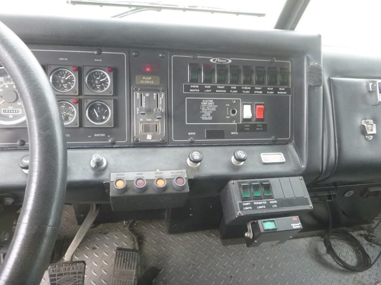 1990-pierce-arrow-image-18