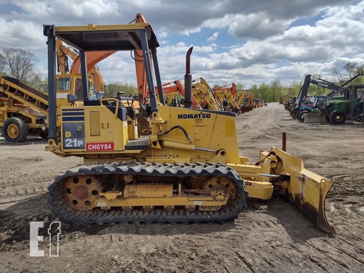 2012-komatsu-d21p-8e0-image-3