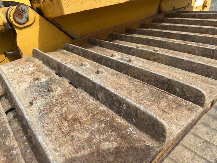 2006-deere-750j-lgp-image-79