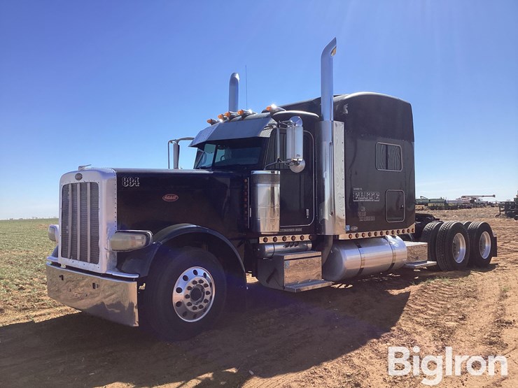 2008-peterbilt-389-image-1