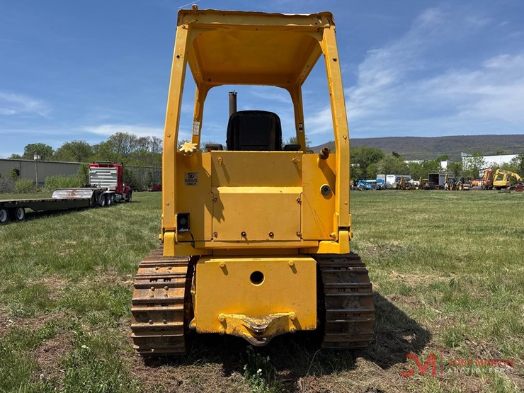 deere-555g-image-15