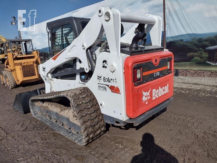 2019-bobcat-t770-image-41