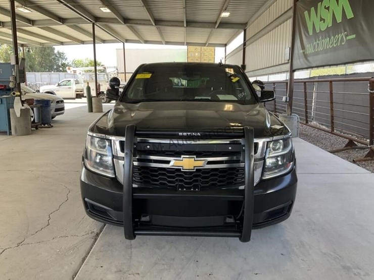 2019-chevrolet-tahoe-image-3