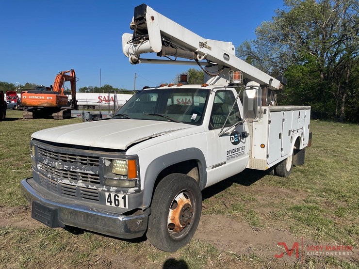 2001-chevrolet-3500hd-image-6