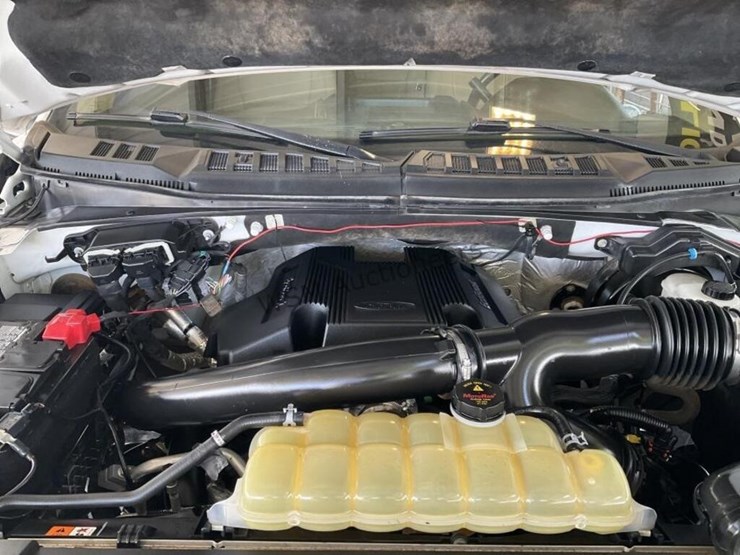 2019-ford-f150-image-10