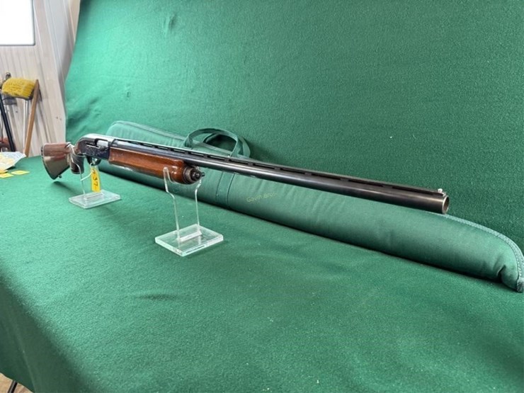 remington-mdl.1100-12ga-magnum-shotgun-image-3