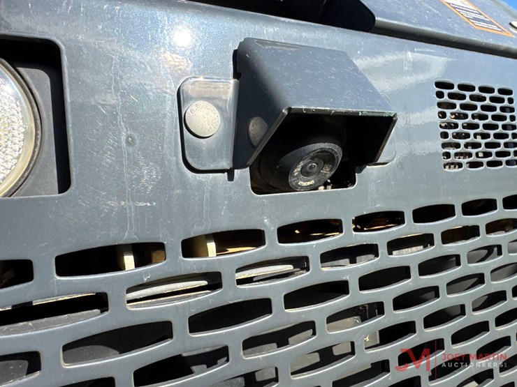 2023-deere-333g-image-14