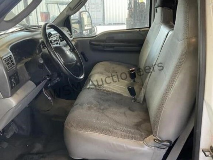 2003-ford-f350-image-21