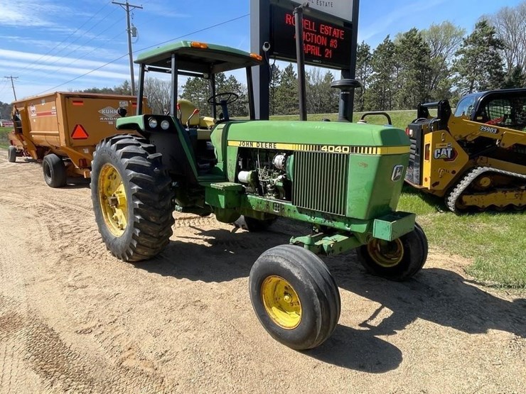 john-deere-4040-image-3