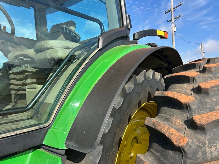 2016-john-deere-8345r-image-16