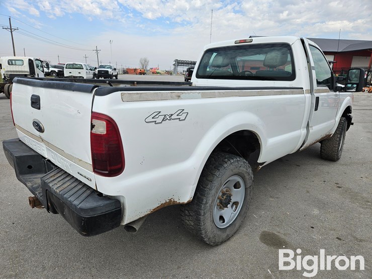 2012-ford-f250-xl-image-5