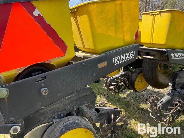 kinze-rf-image-12