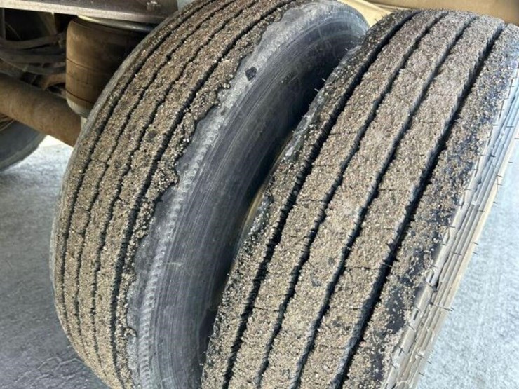 2008-titan-53-ft-image-41