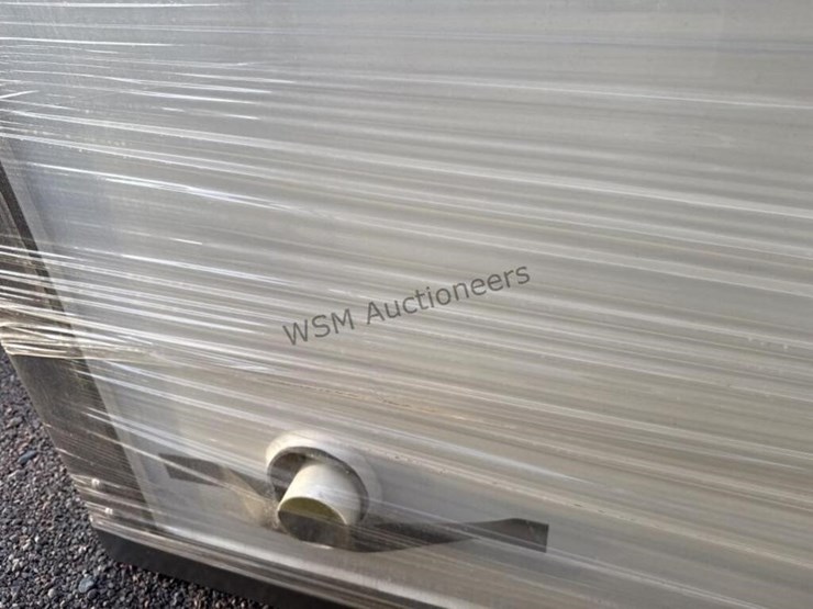 mobile-toilet-unit-image-4