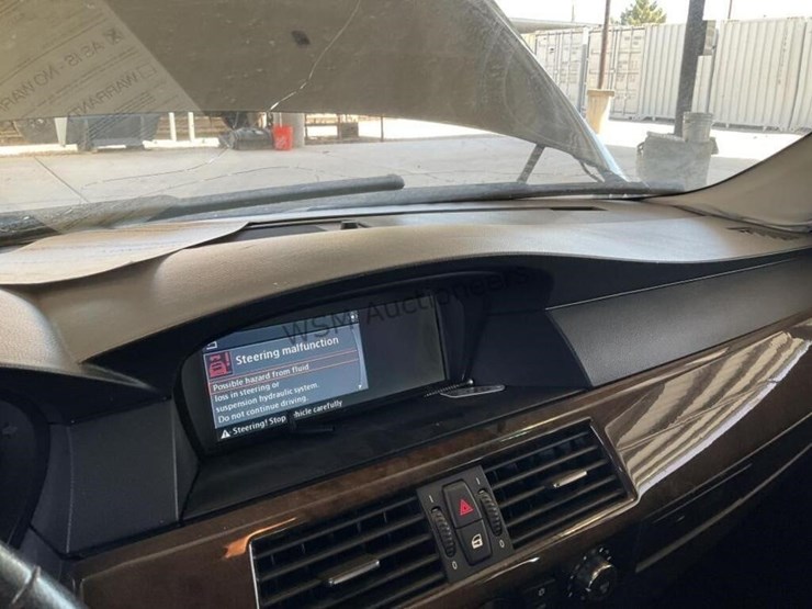 2007-bmw-525i-sdn-image-17