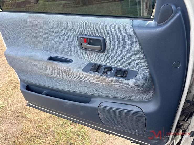 1996-toyota-t100-image-32