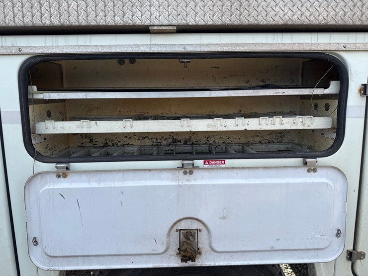 international-4400-sba-image-23