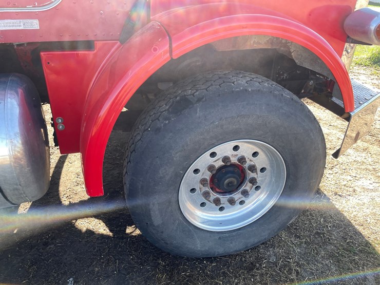 1998-peterbilt-378-image-21