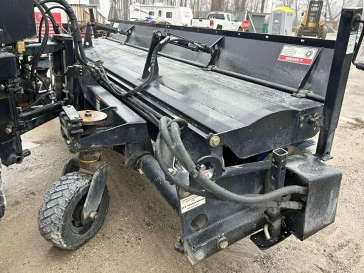 new-holland-tv6070-image-48