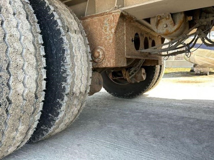 2008-titan-53-ft-image-36