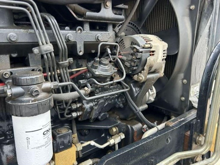 new-holland-tv6070-image-36