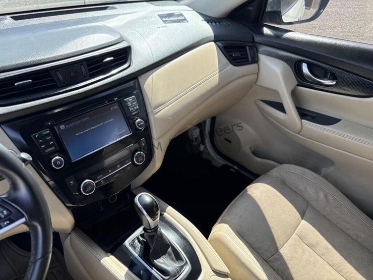 2018-nissan-x-trail-image-17