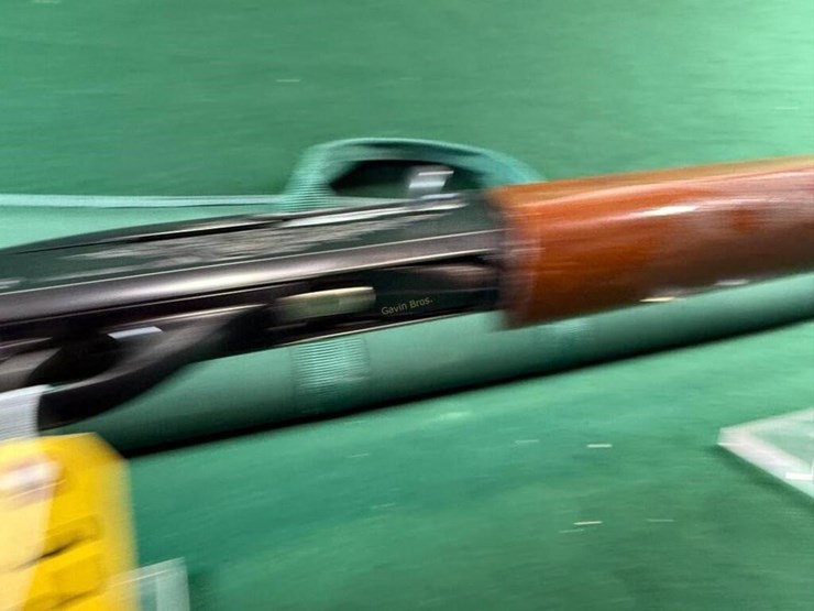 remington-mdl.1100-12ga-magnum-shotgun-image-8