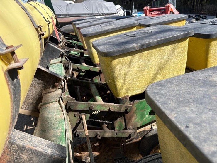 john-deere-7000-image-14