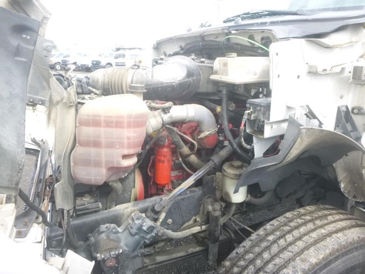 2015-ford-f650-image-22