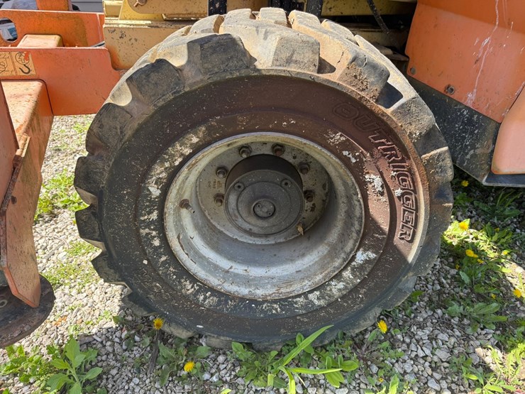 2008-jlg-4394rt-image-30