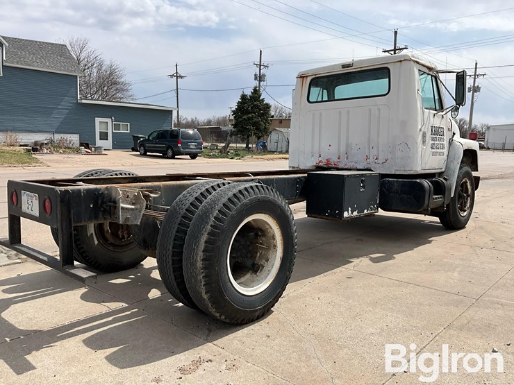 1979-international-345-image-5