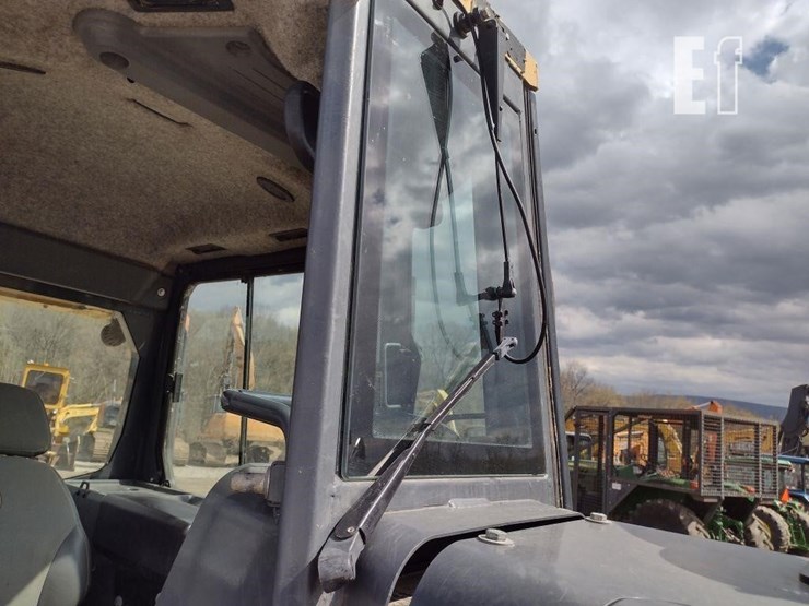 deere-650k-lgp-image-37