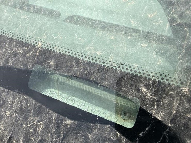 2002-ford-f550-image-14