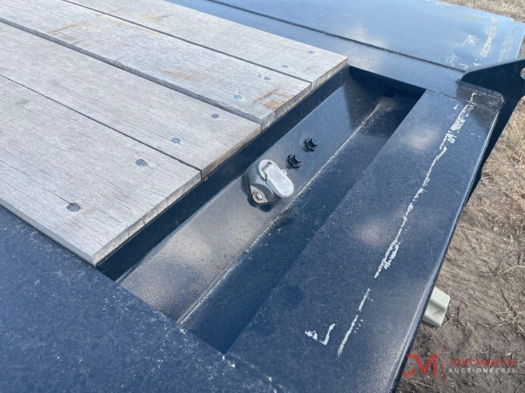 2019-trail-eze-lowboy-image-21