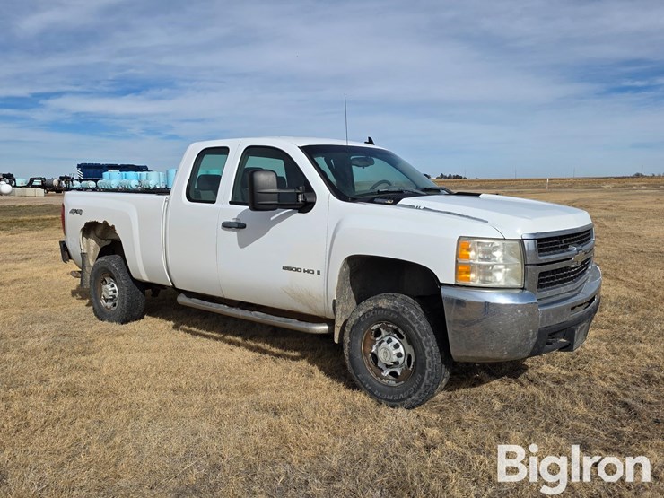2007-chevrolet-silverado-2500-image-3