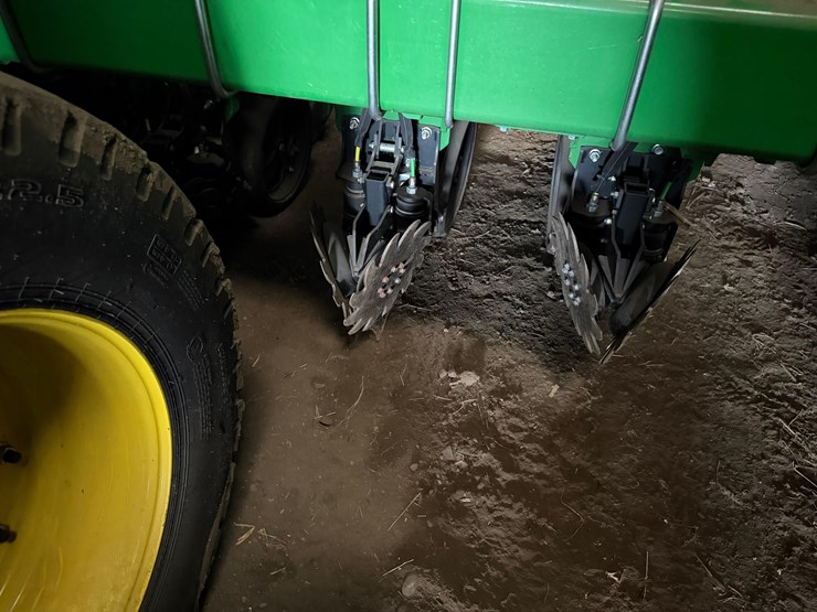 2024-john-deere-db66-image-20