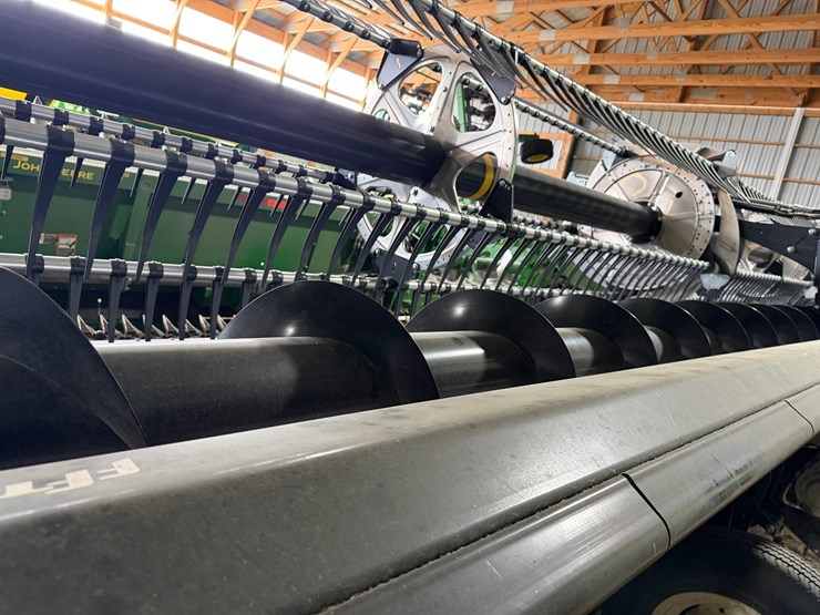 2024-mac-don-fd240-image-24