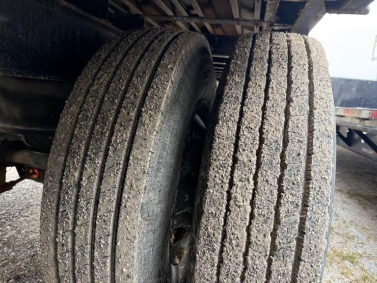 2021-deloupe-53-ft-quad/a-walking-floor-trailer-2d-image-42